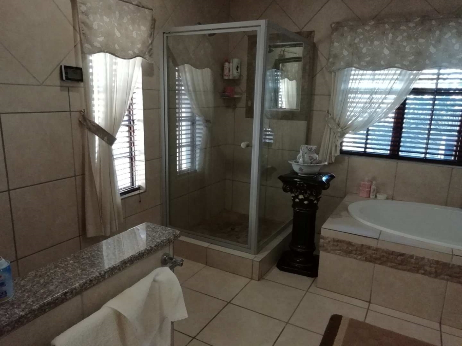 5 Bedroom Property for Sale in Keidebees Northern Cape